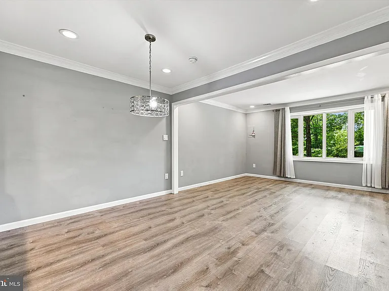 106 Woodside Cir — Photo 5