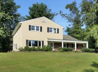 6 Paula Ct, Morristown, NJ 07960