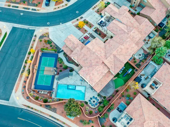 3800 Paradise Village Dr #51, Santa Clara, UT 84765