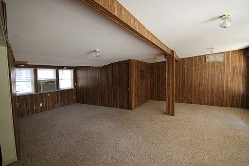 2nd image of 301 E Faust St
