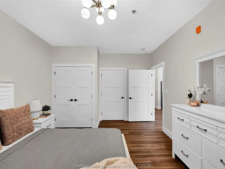 12 Mill St W #214 — Photo 12