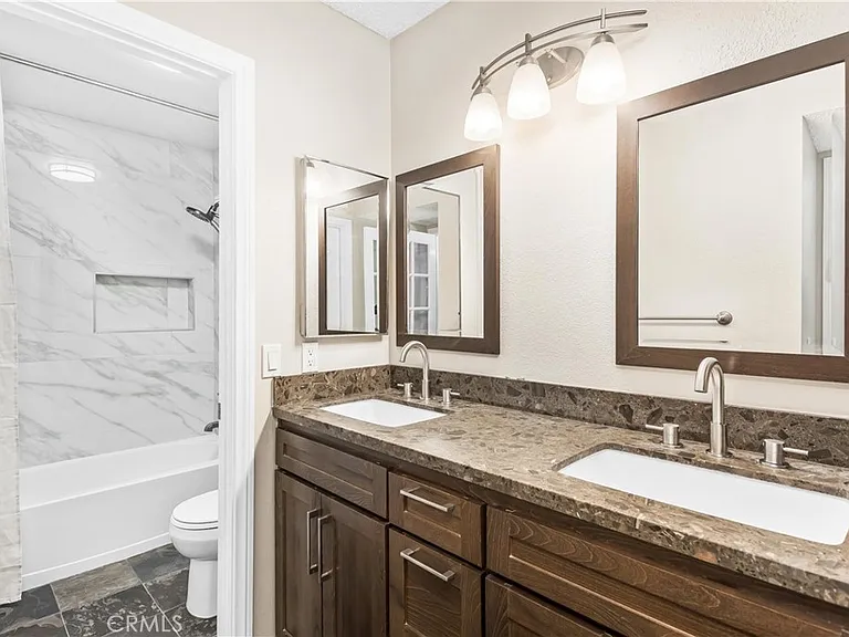 12636 Andretti St — Photo 24