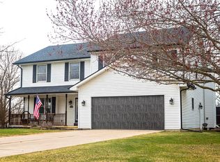 11035 Village Ln, Clinton, MI