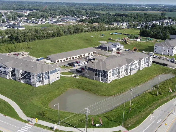 Cedar West Apartments
