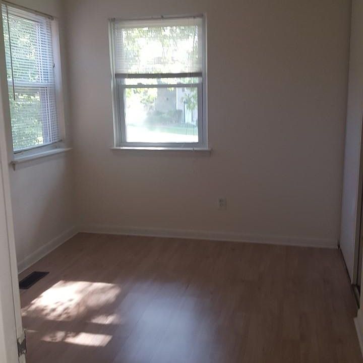 1st image of 9745 Hagel Cir