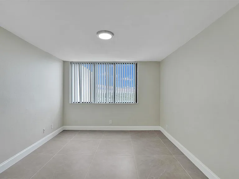 4222 Inverrary Blvd #4810 — Photo 30