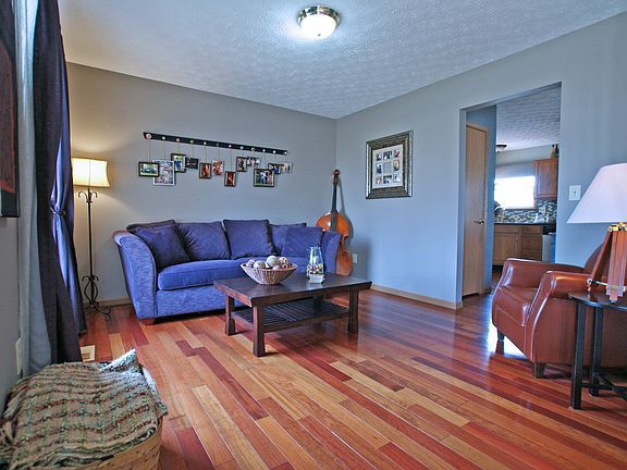 4th image of 4133 Greenbelt Dr