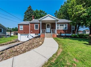 330 Robbins Station Rd, North Huntingdon, PA 15642