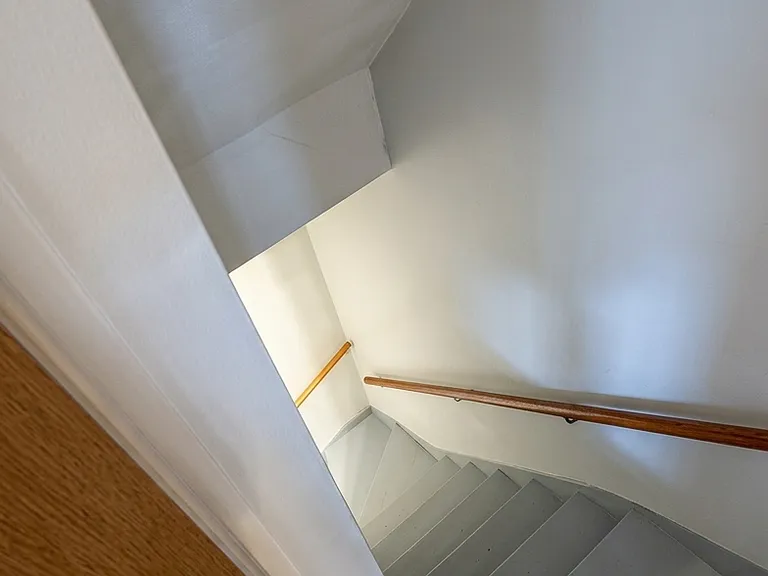 4 Myrtle Sq #2 — Photo 6