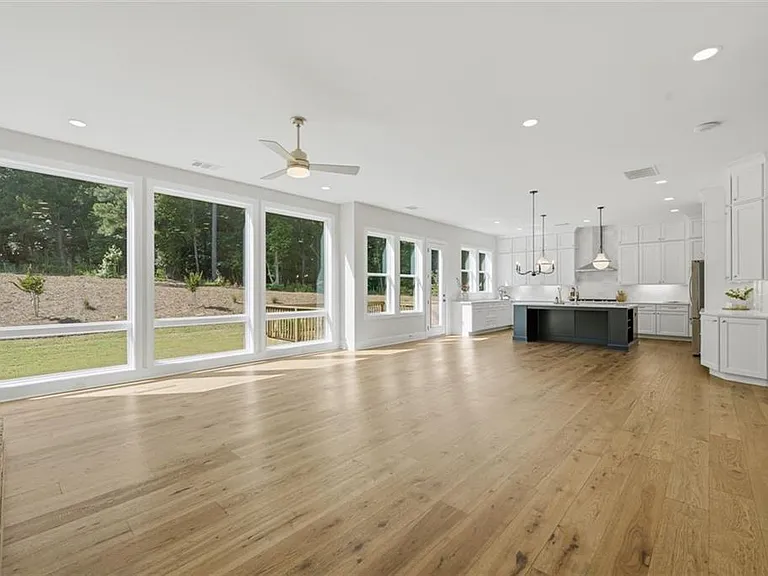 401 Oakleigh Ave — Photo 7