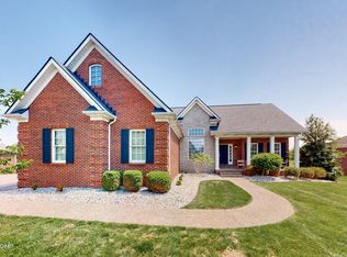 132 Deep Springs Dr, Bardstown, KY 40004