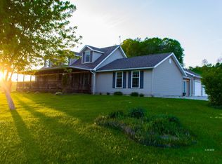 41795 Sand Ridge Rd, Albany, OH 45710