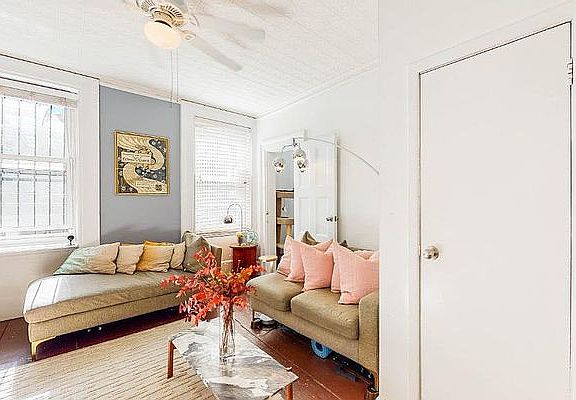 3rd image of 311 W 17th St APT 2A
