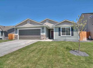 1030 S Red Sand Ave, Kuna, ID 83634