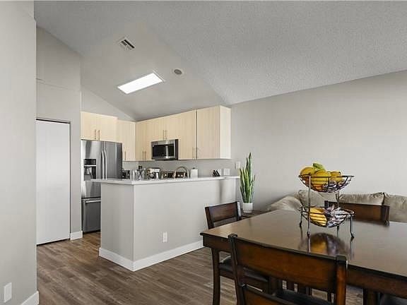 5th image of 2108 Running River Rd