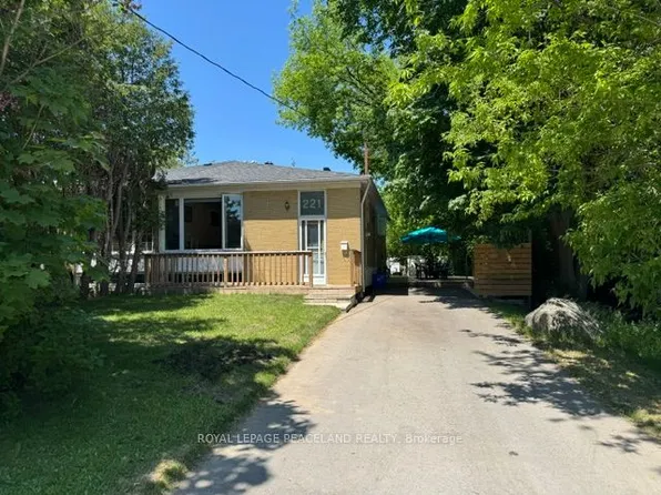 221 Browndale Cres, Richmond Hill, ON L4C 3H9