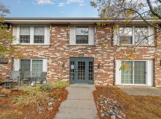 940 Westbrooke Way APT 5, Hopkins, MN 55343