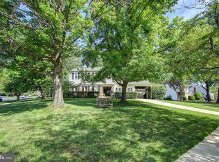 17612 Shamrock Dr, Olney, MD 20832