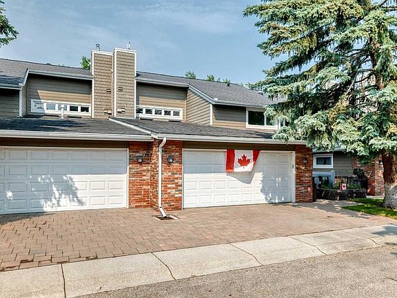 2nd image of 66 E Woodmeadow Close SW