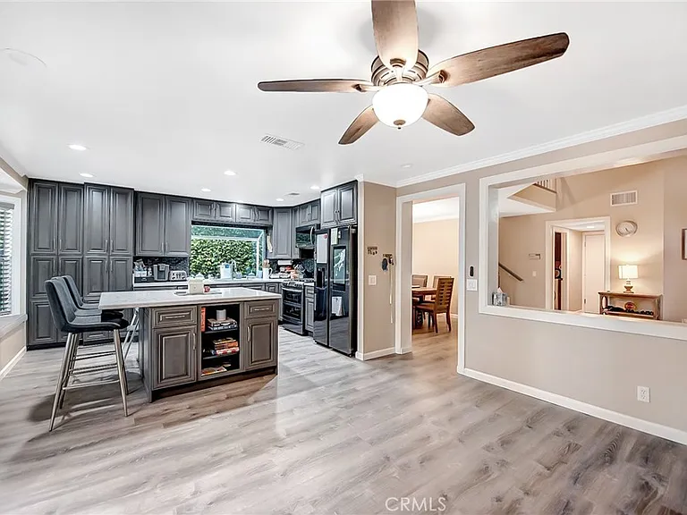 10 Valley Crest Rd — Photo 12
