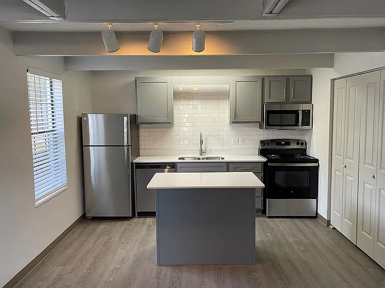 Fairway Meadows Townhomes — Photo 16