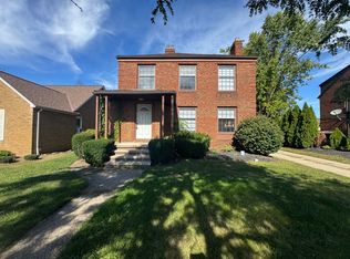 17724 Hilliard Rd, Lakewood, OH 44107