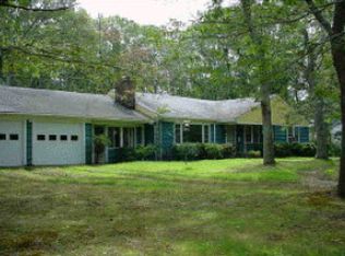 152 Barnes Rd, Oak Bluffs, MA 02557
