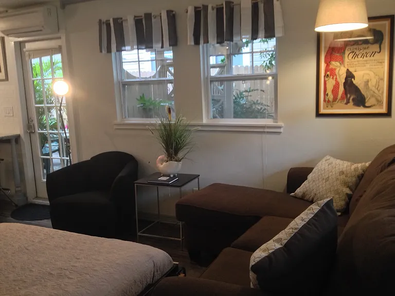 208 10th Ave N #210 — Photo 19