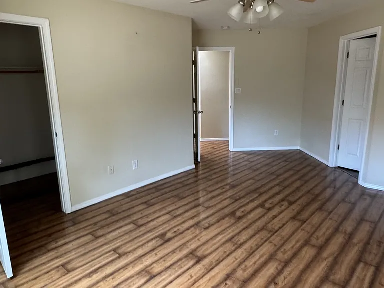 213 Calle Evangeline — Photo 4
