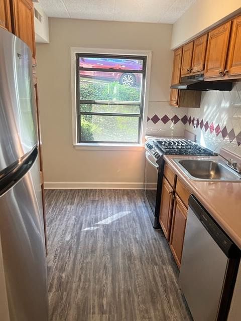 1st image of 407 Shawmont Ave