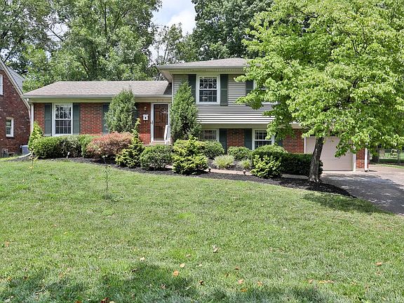 2nd image of 9115 Pine Lake Dr