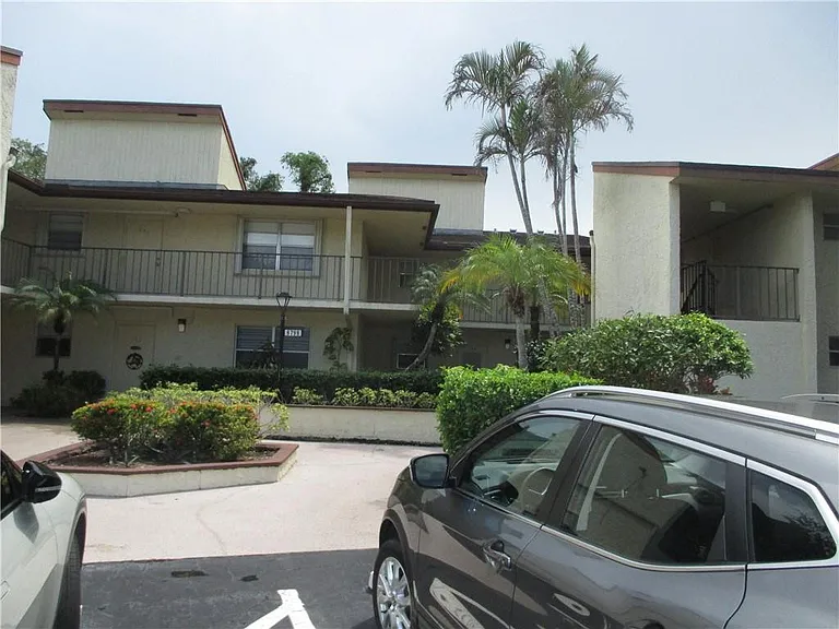 8798 Holly Ct #203 — Photo 3