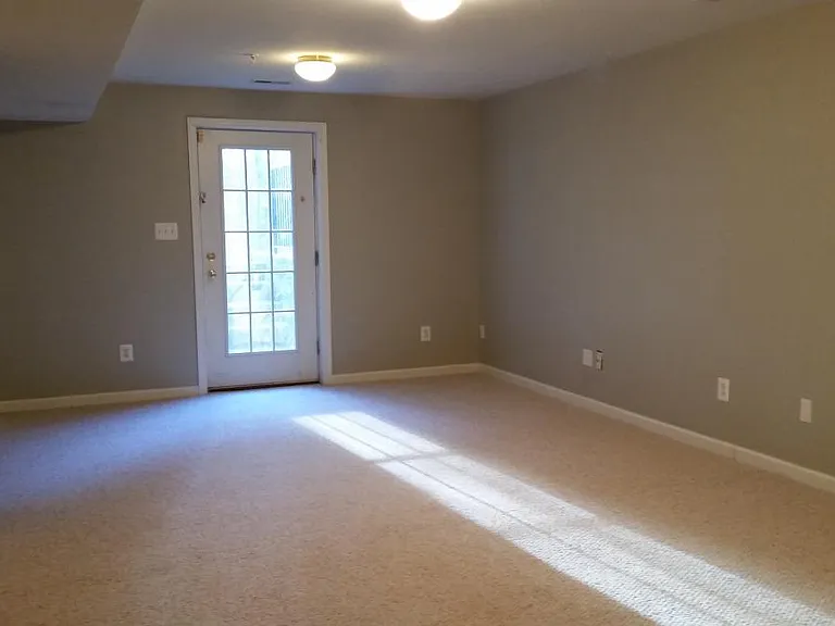 204 Golden Eagle Way — Photo 7