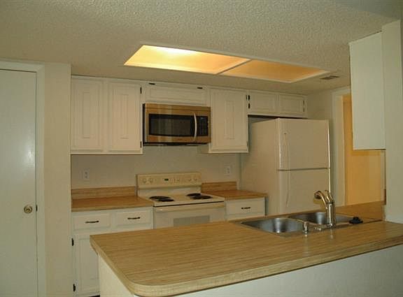 2nd image of 2608 Winding Creek Dr