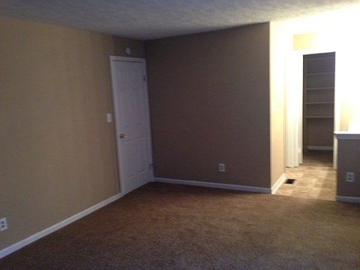 3rd image of 2208 Friendship Dr