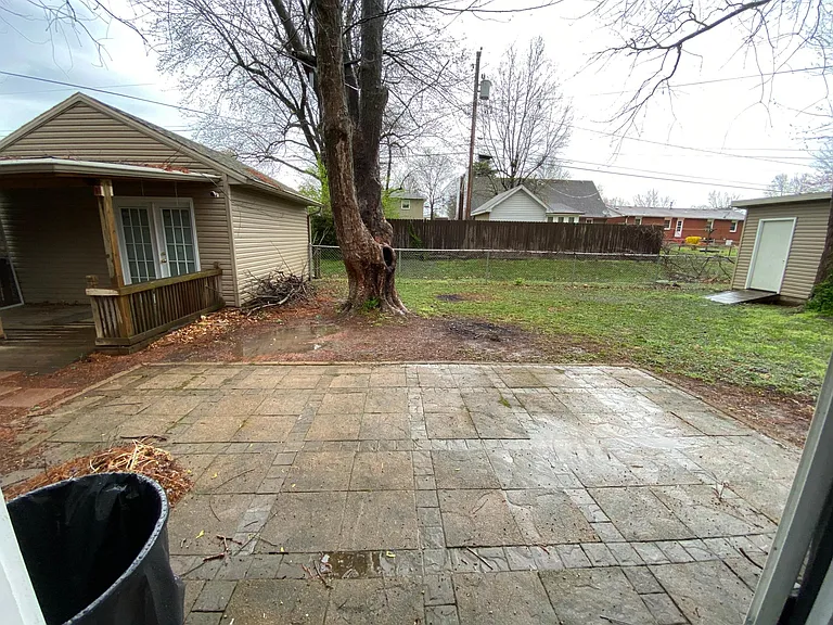 1329 E Snider St — Photo 29