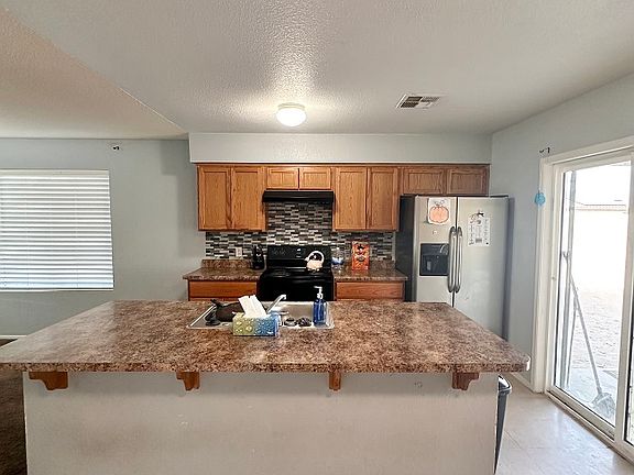 4th image of 3645 S Hinckley Dr