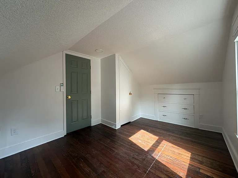 4724 Delmar St — Photo 33