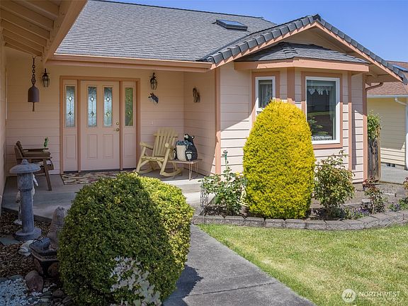 4th image of 71 Onyx Lane
