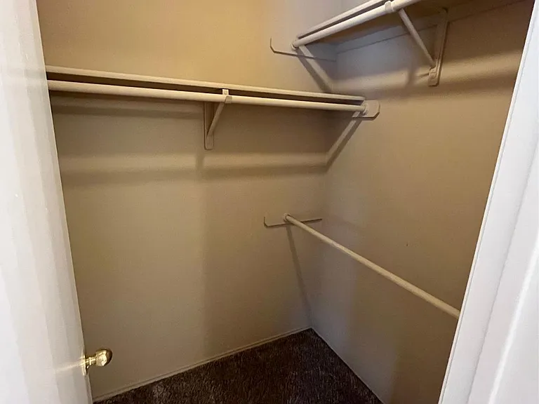 9625 Sugar Hill Dr — Photo 14