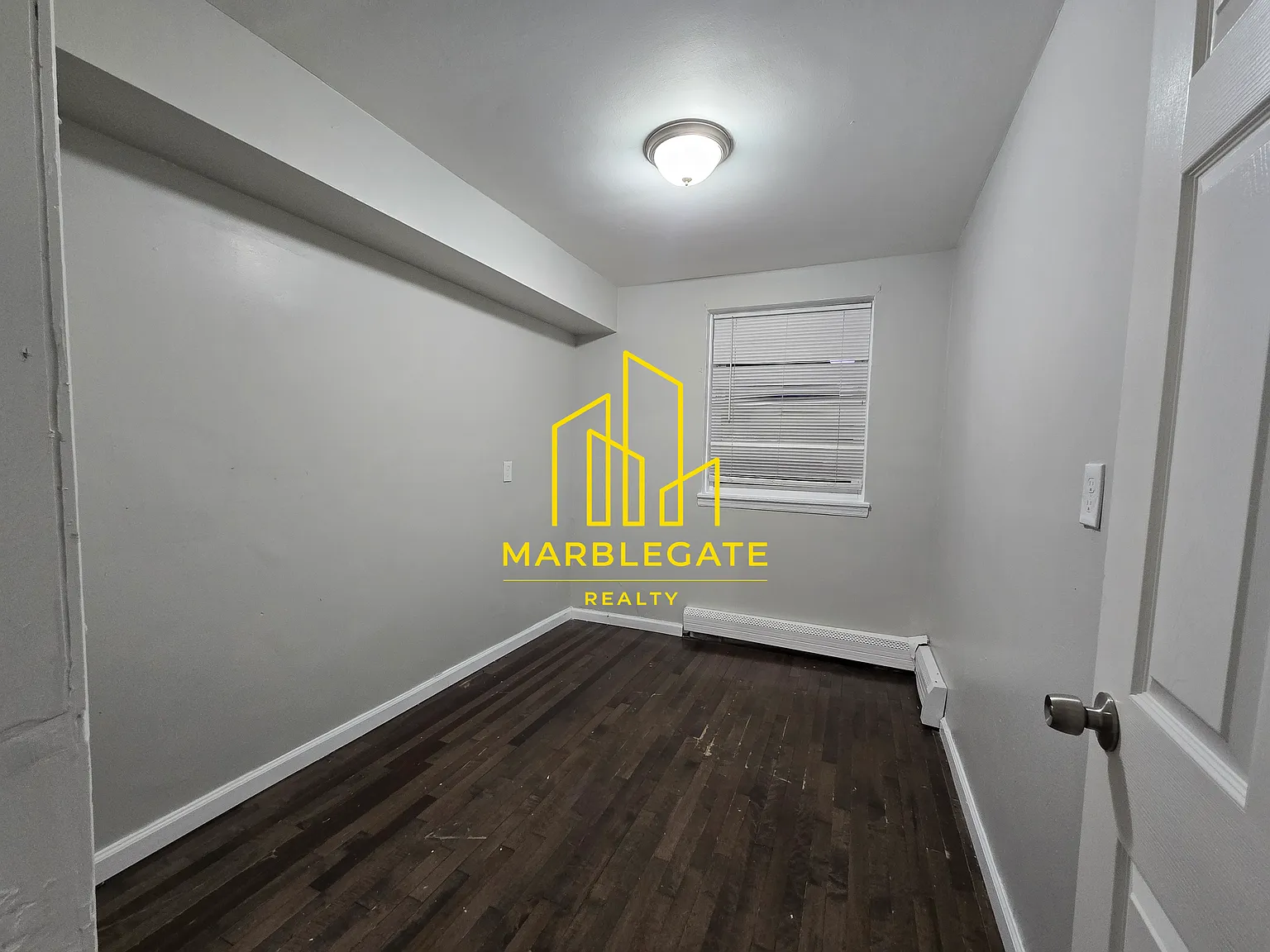2 bed, 850 sqft, $1,650 — Photo 2