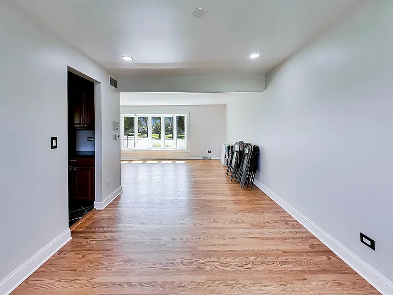 1526 Carrol Ct — Photo 5