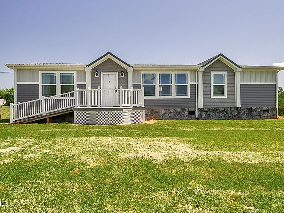 3rd image of 822 Sunlight Rd