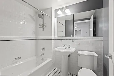 Rented by Nest Seekers International