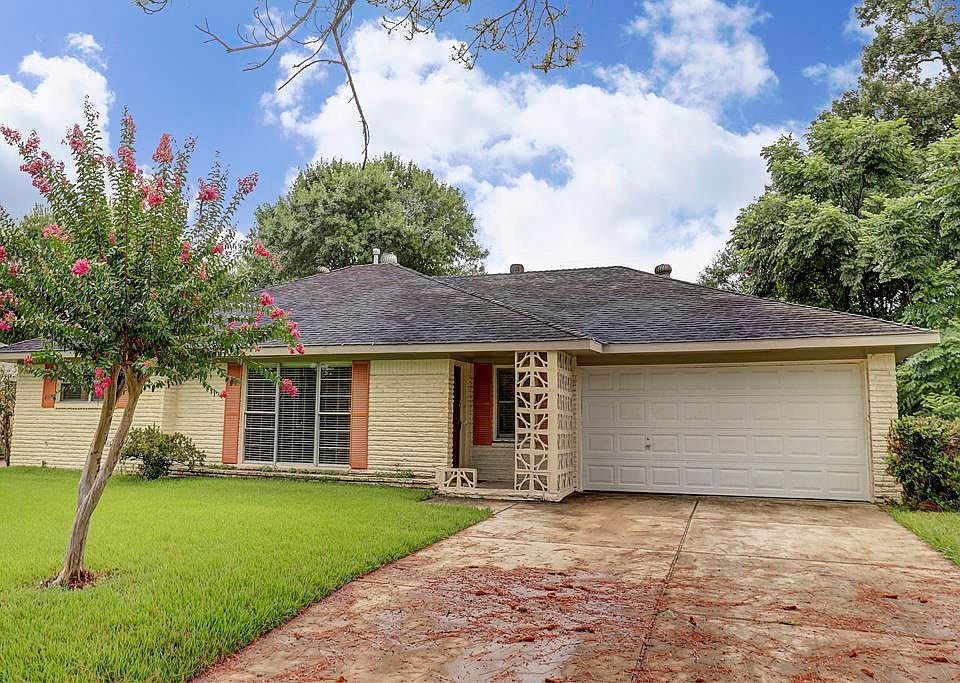 1st image of 5011 Briarbend Dr