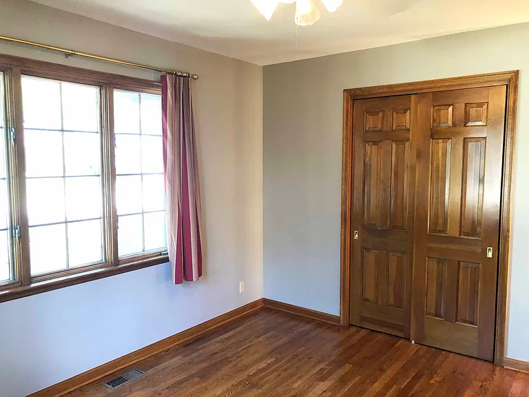 1931 SW Briarwood Dr — Photo 13