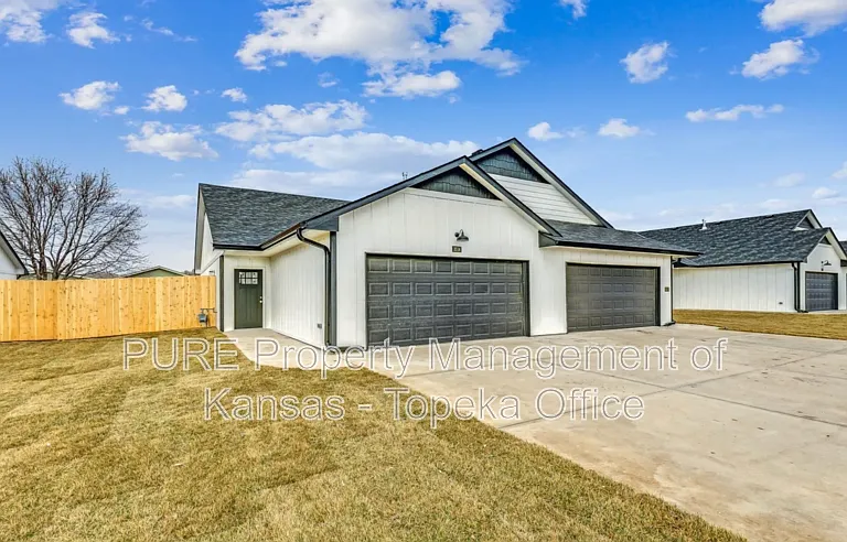 3618 W 45th St S — Photo 1
