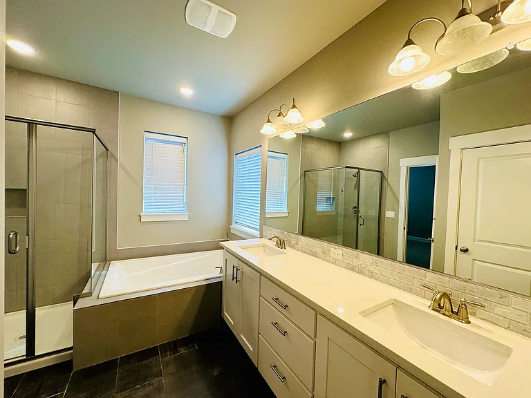 4105 SE 69th Ave — Photo 37