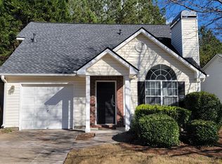 525 Parkstone Ln, Woodstock, GA 30189