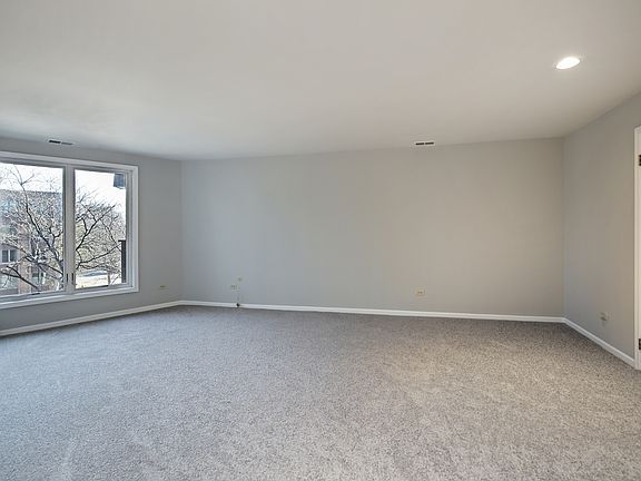 5th image of 1175 Lake Cook Rd APT 405-W